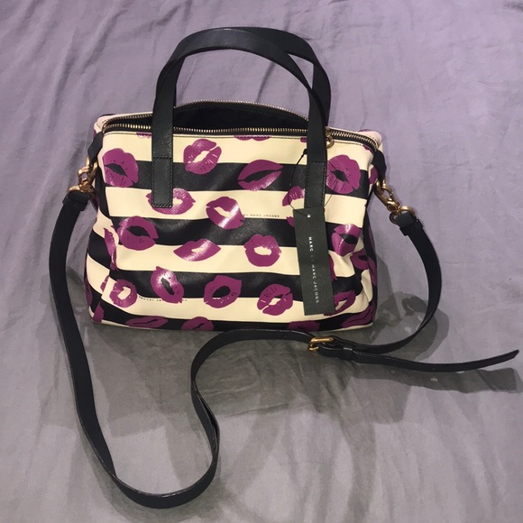 marc jacobs navy purse